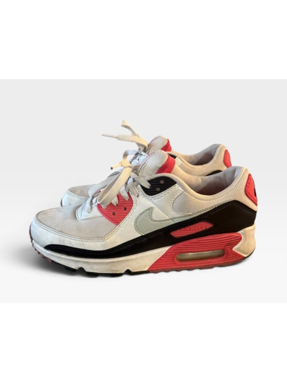 Nike Air Max 90 Womens Sneakers White/Black/Red US 8 EUR 39 Pre-Owned